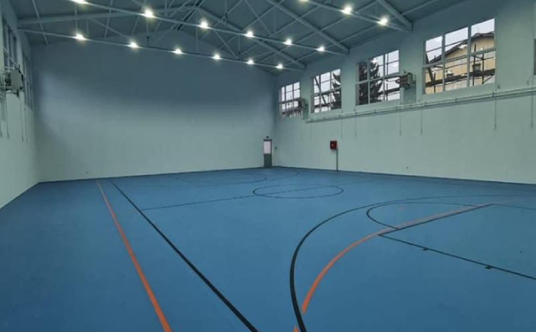 Изабран понуђач за опремање сале